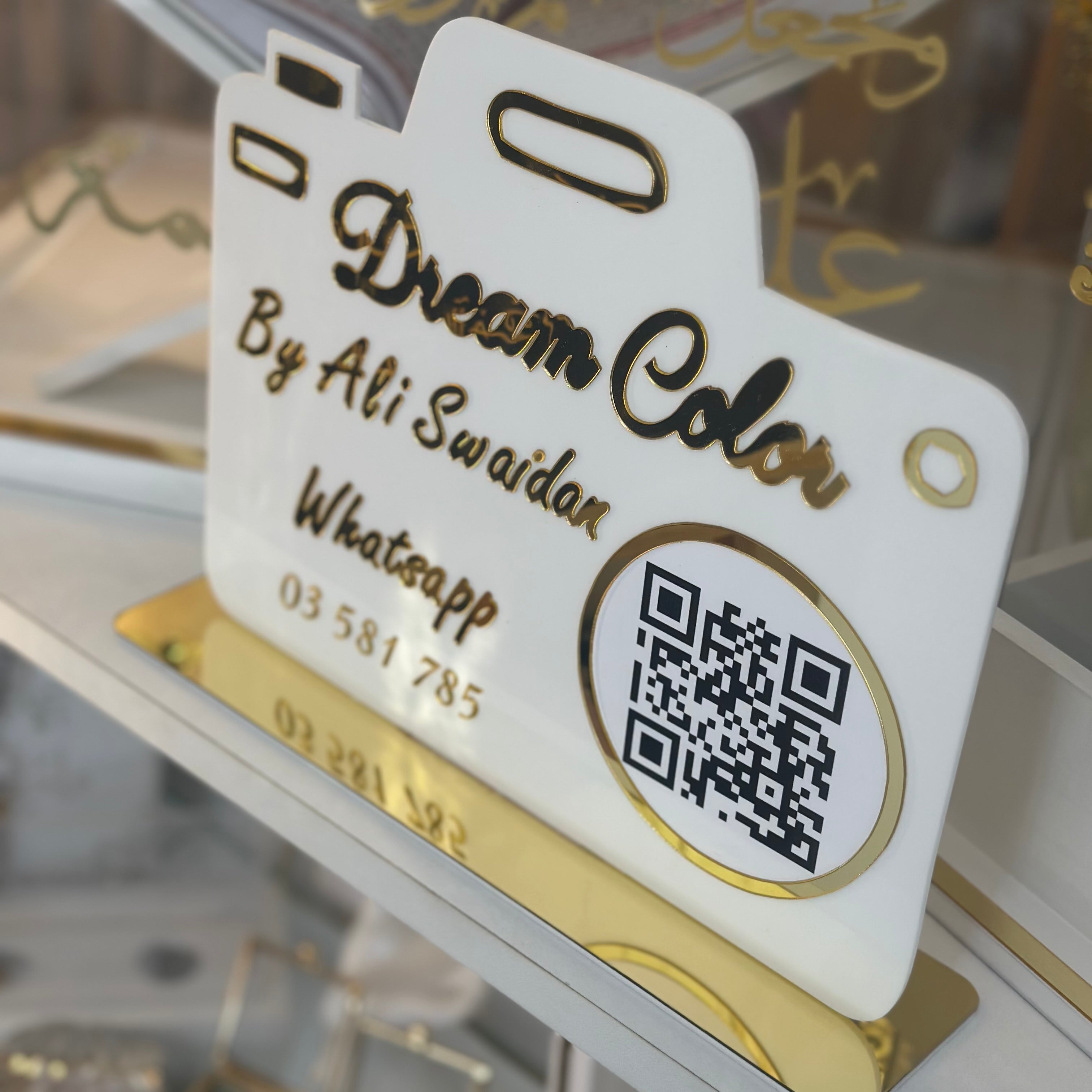 📋 Social Media QR Desk Sign – Professional Edition