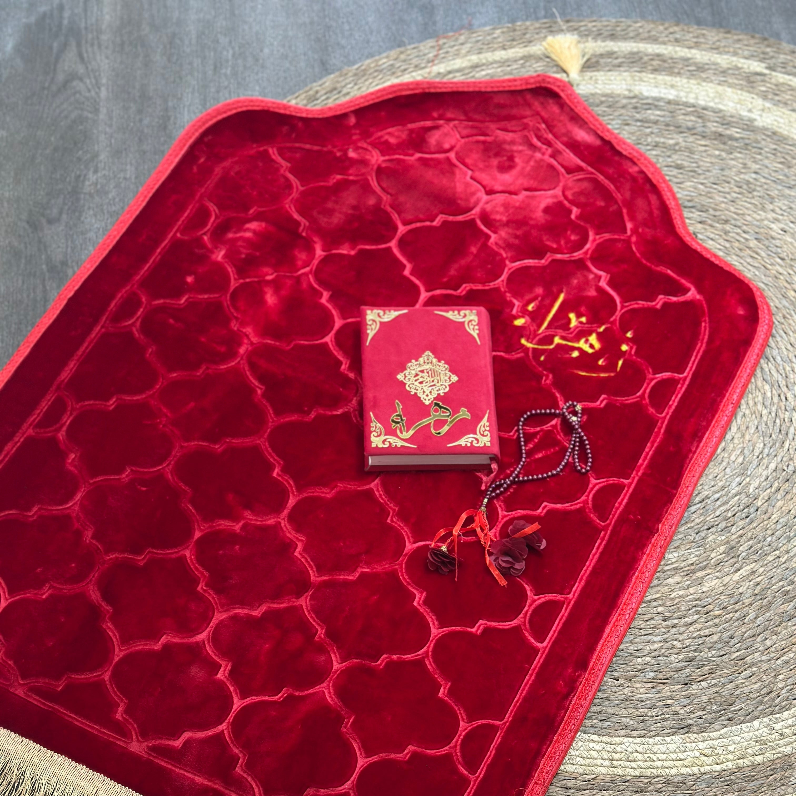 📿 Islamic Gift Set – Red Edition