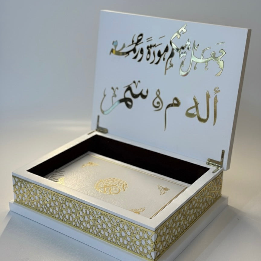 Wooden Marriage Box – Vintage Gold Edition