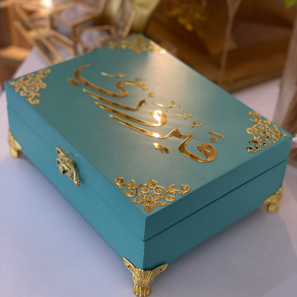 Quran Gift Box – Customized Edition