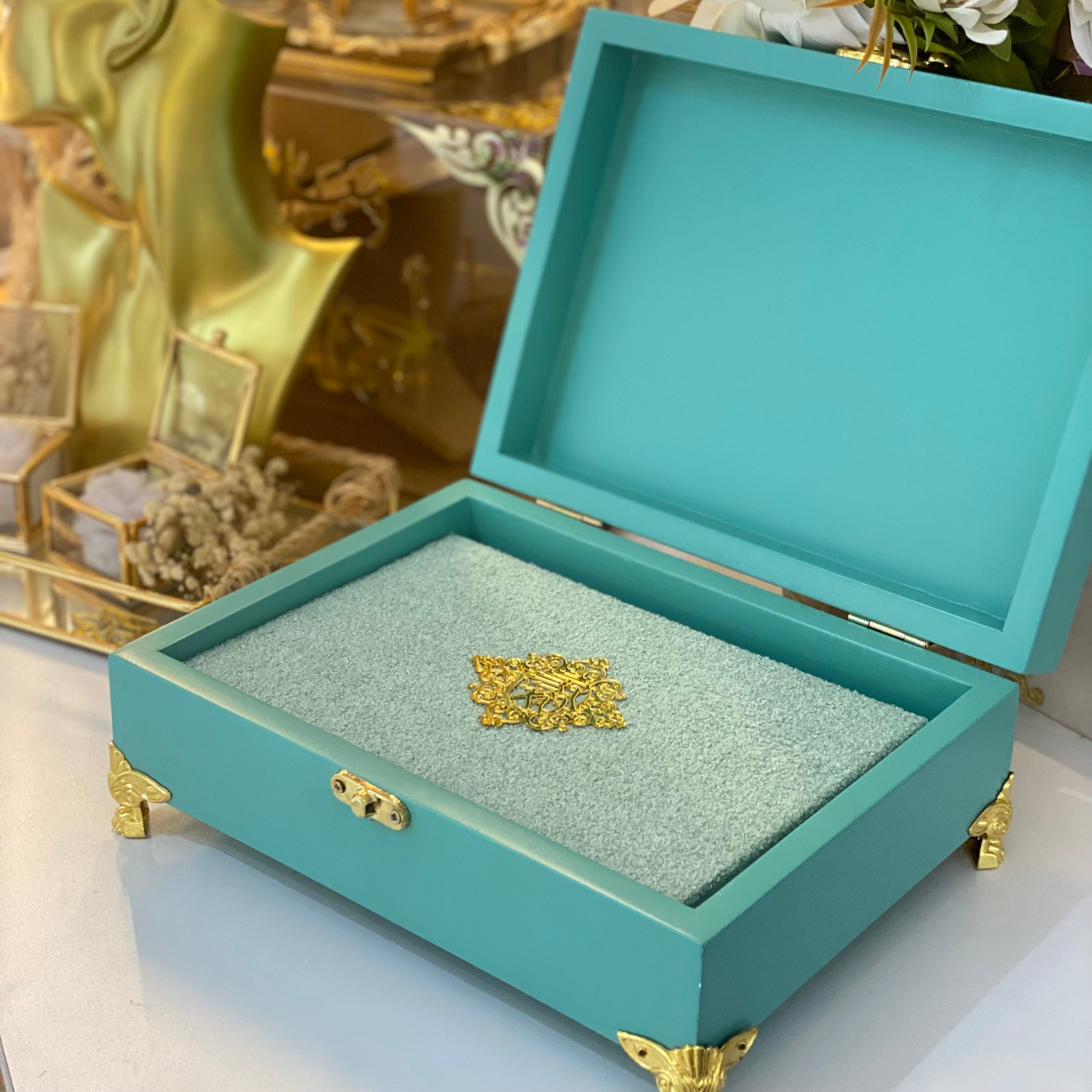Quran Gift Box – Customized Edition